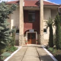 Curățenie generală de primăvară pe teritoriul Instituției de educație timpurie nr. 210 ”Spiriduș”
